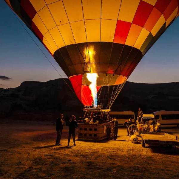 hot balloon ride dubai